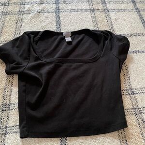 Tilly's Black Fitted Crop T-Shirt